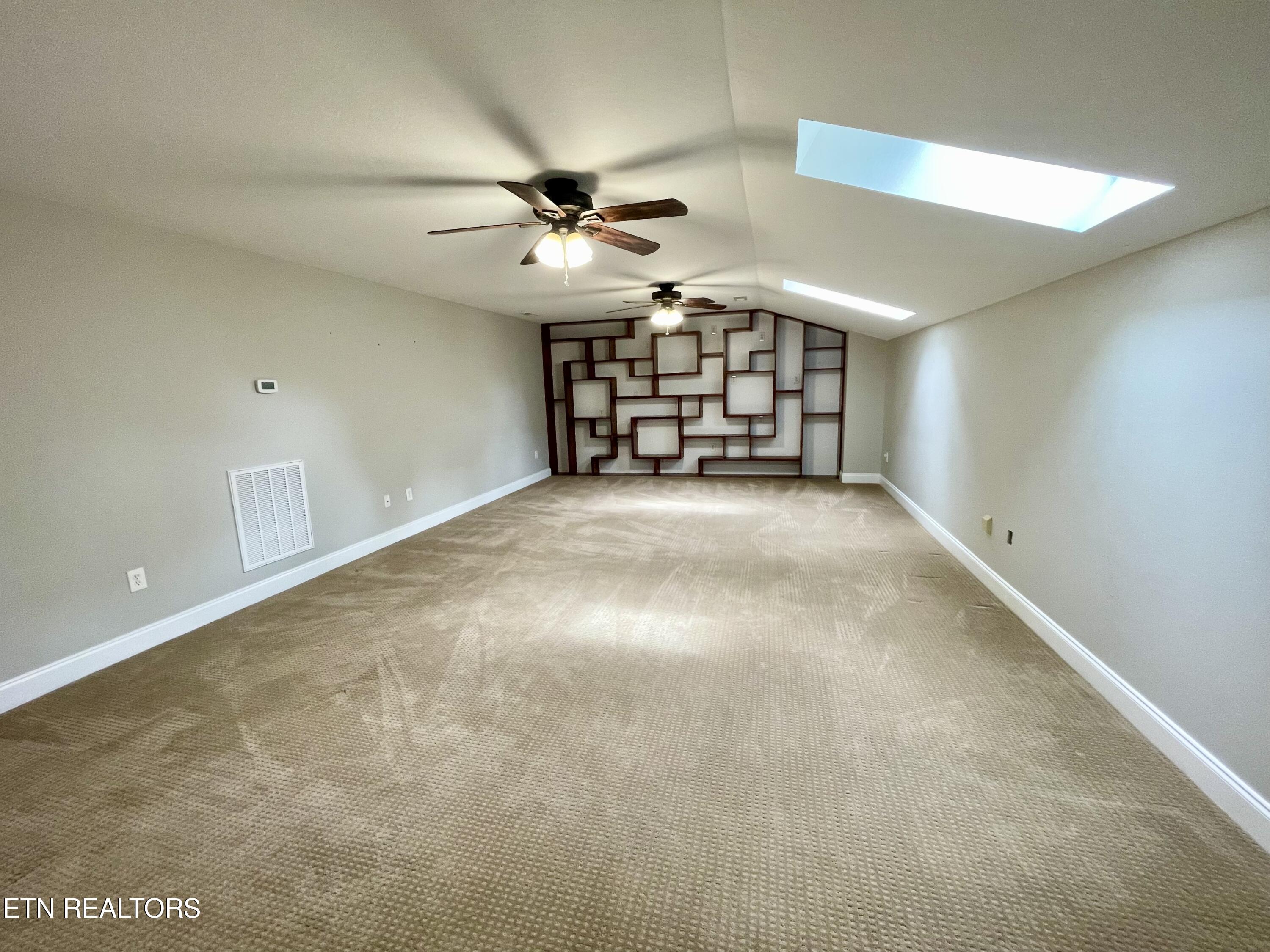 5551 Beverly Square Way