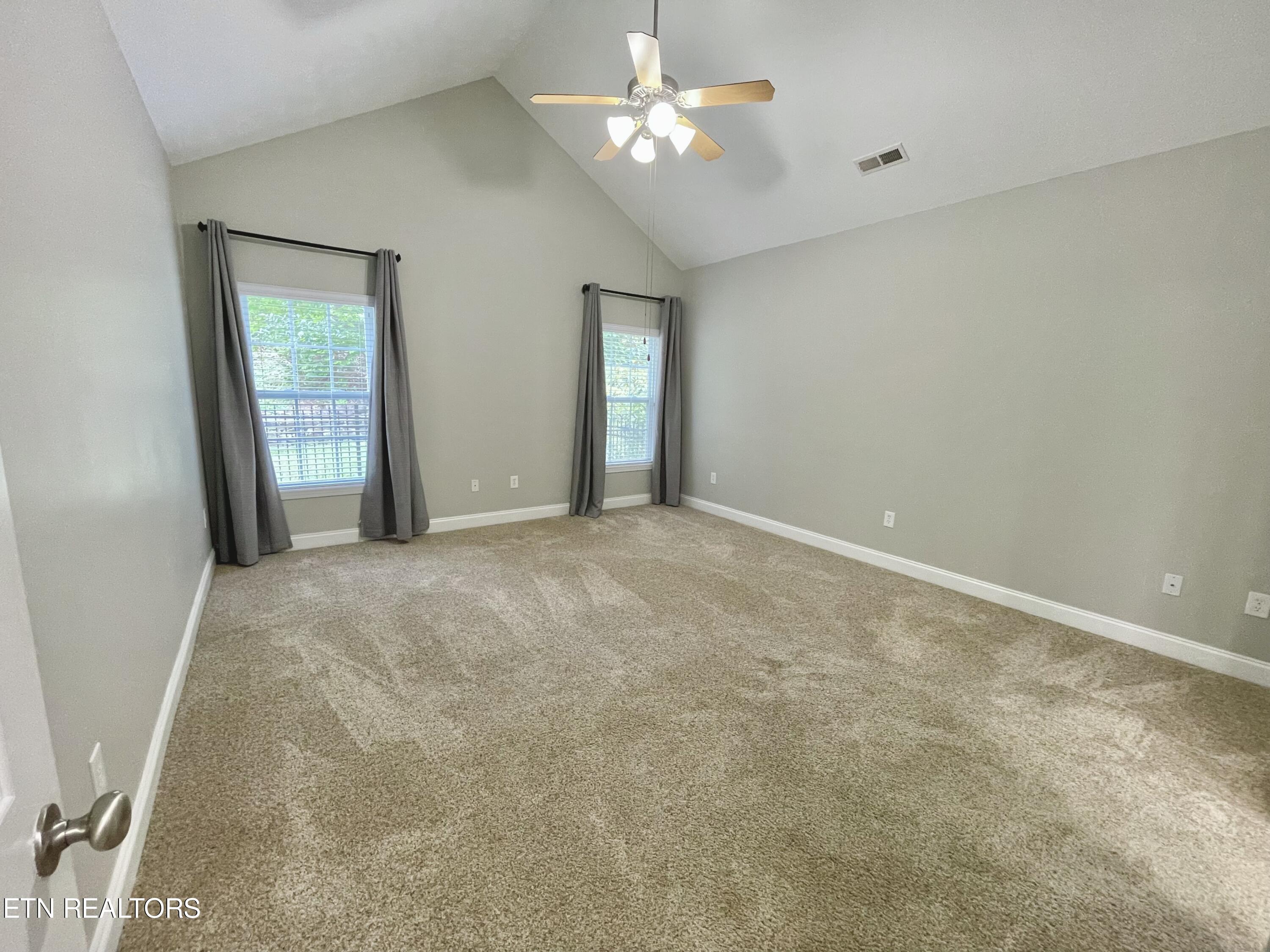 5551 Beverly Square Way