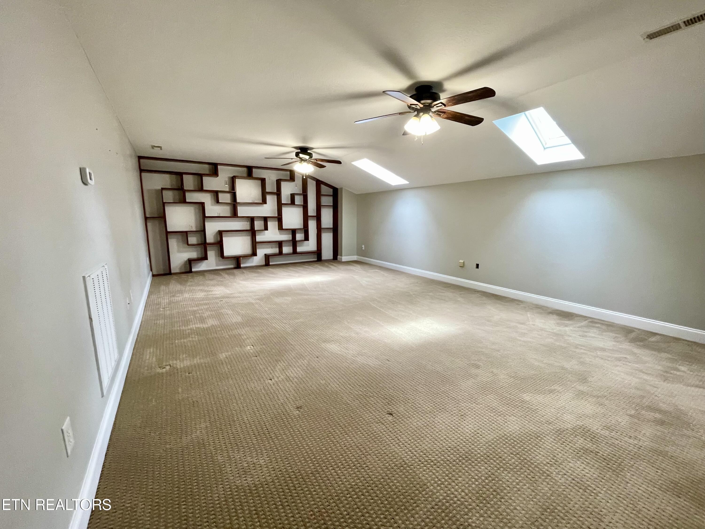 5551 Beverly Square Way