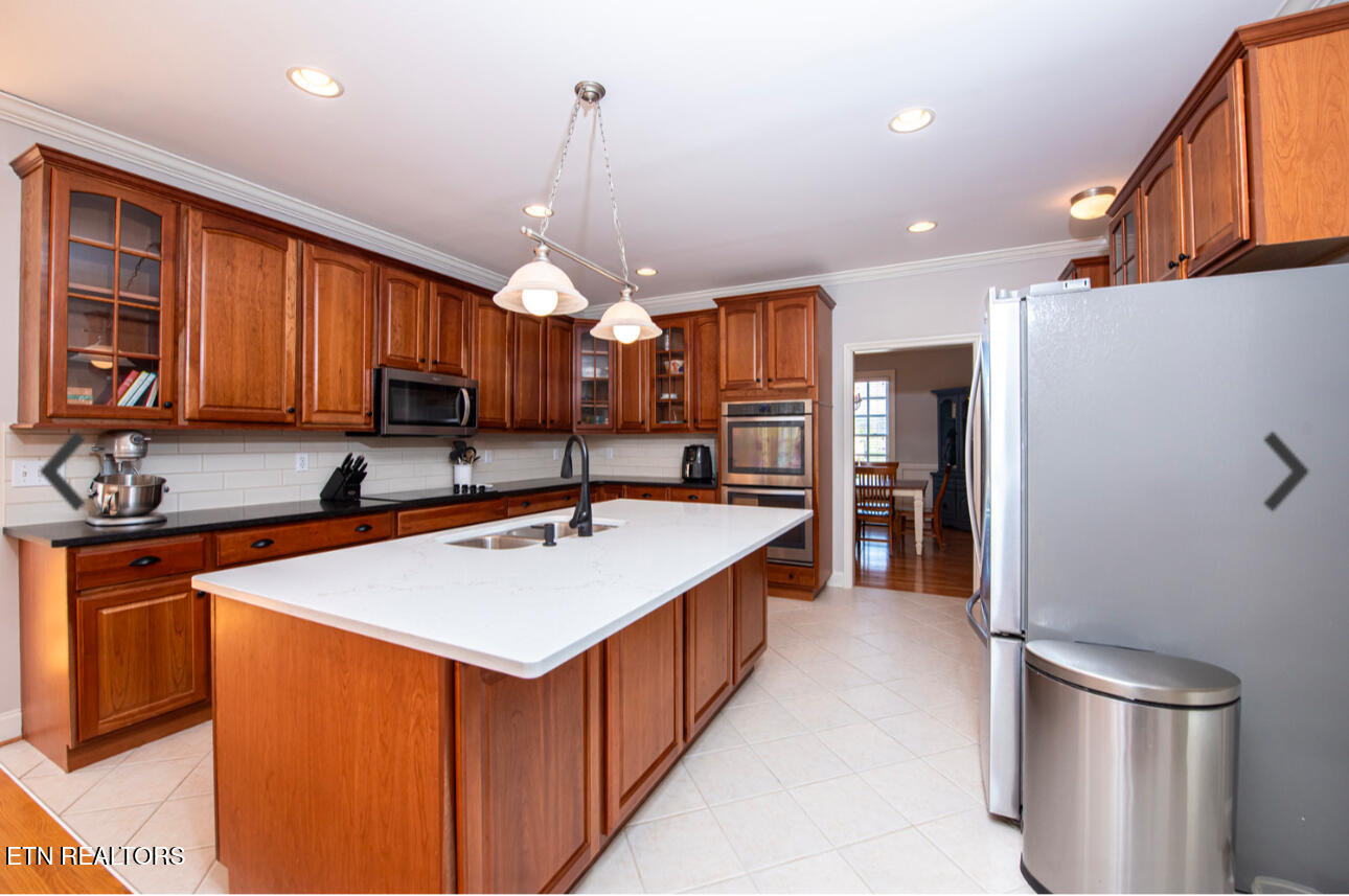 5314 Three Bars Lane
