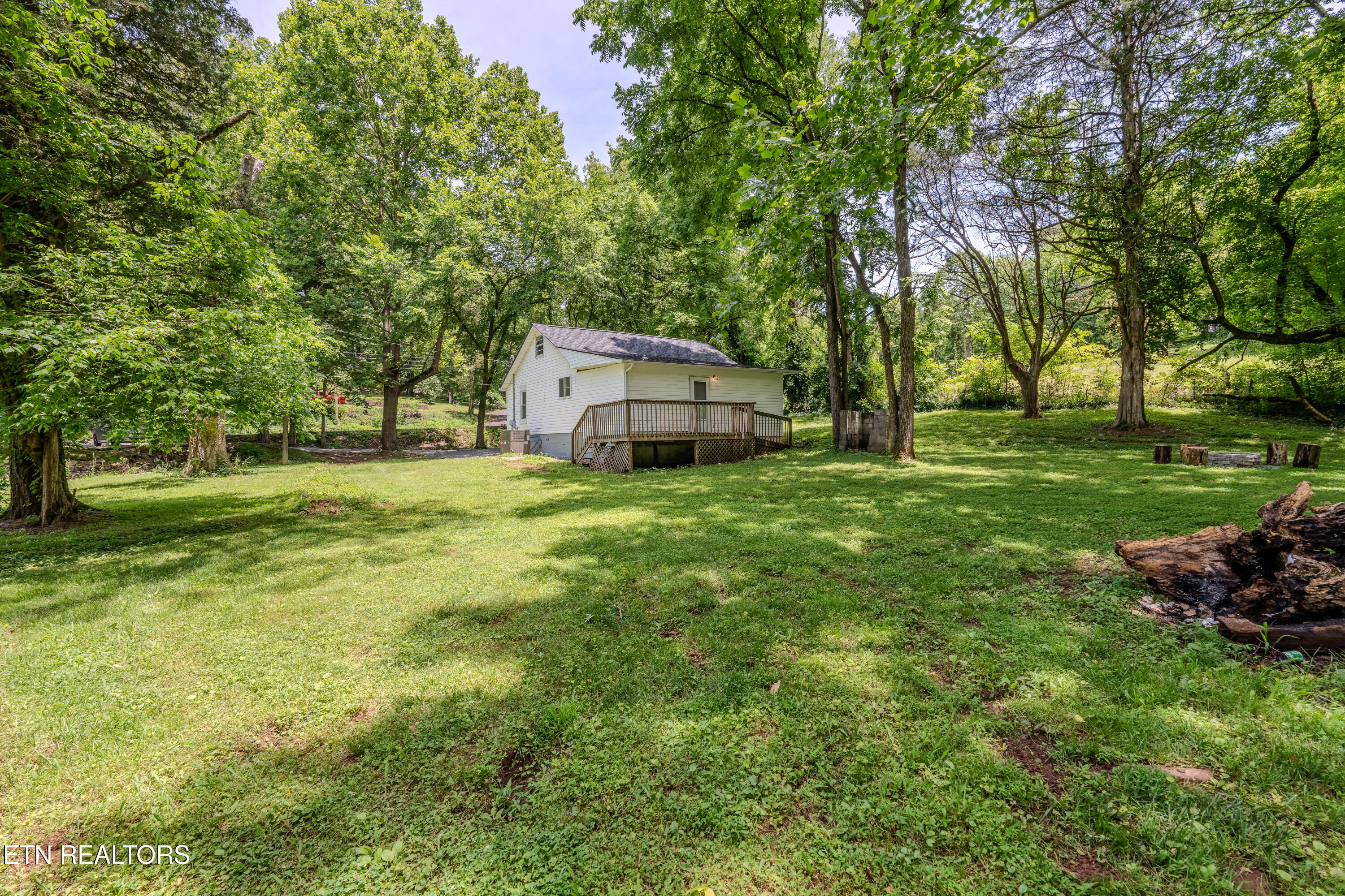 6135 Neubert Springs Rd