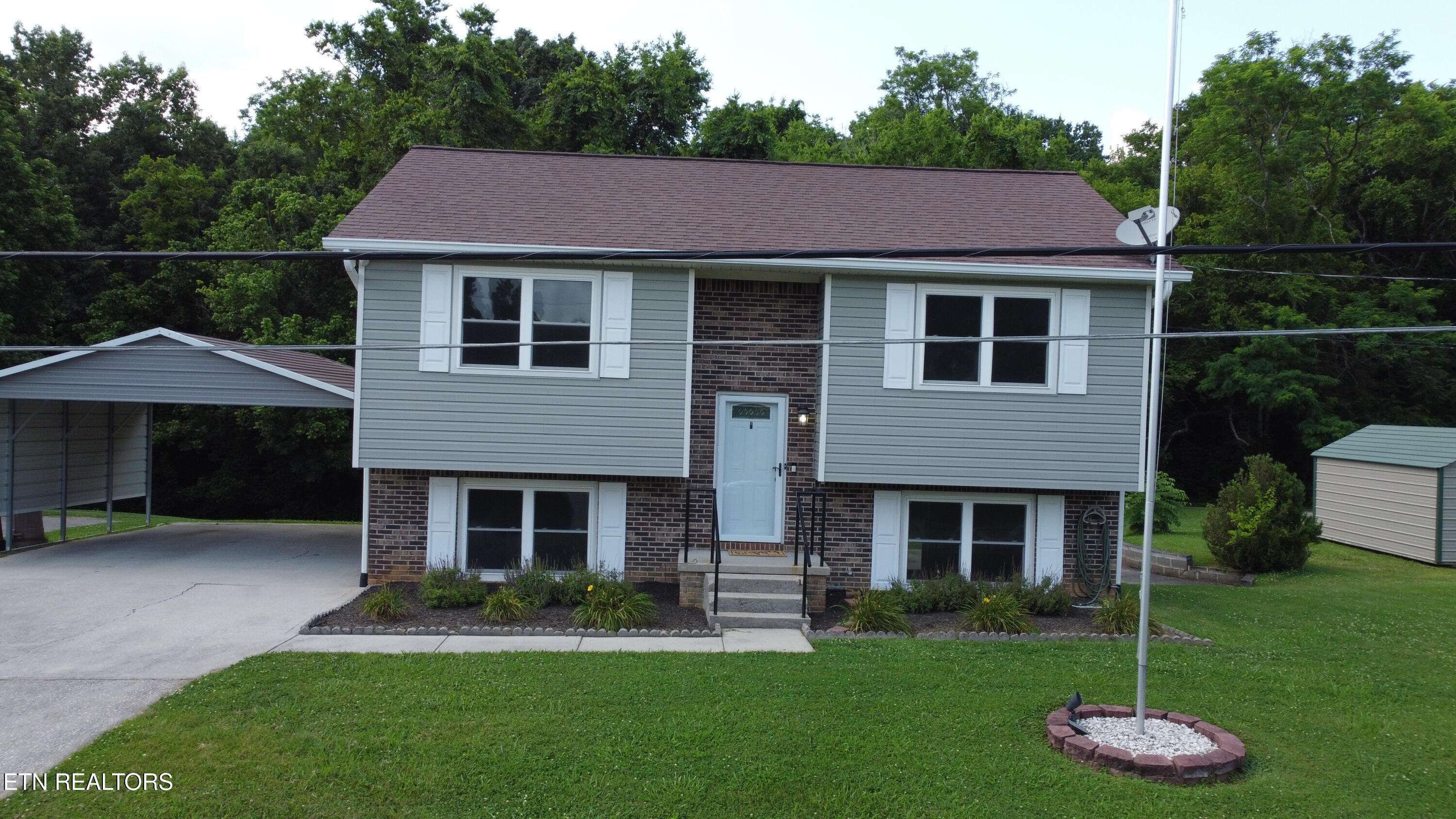 129 Longvale Drive