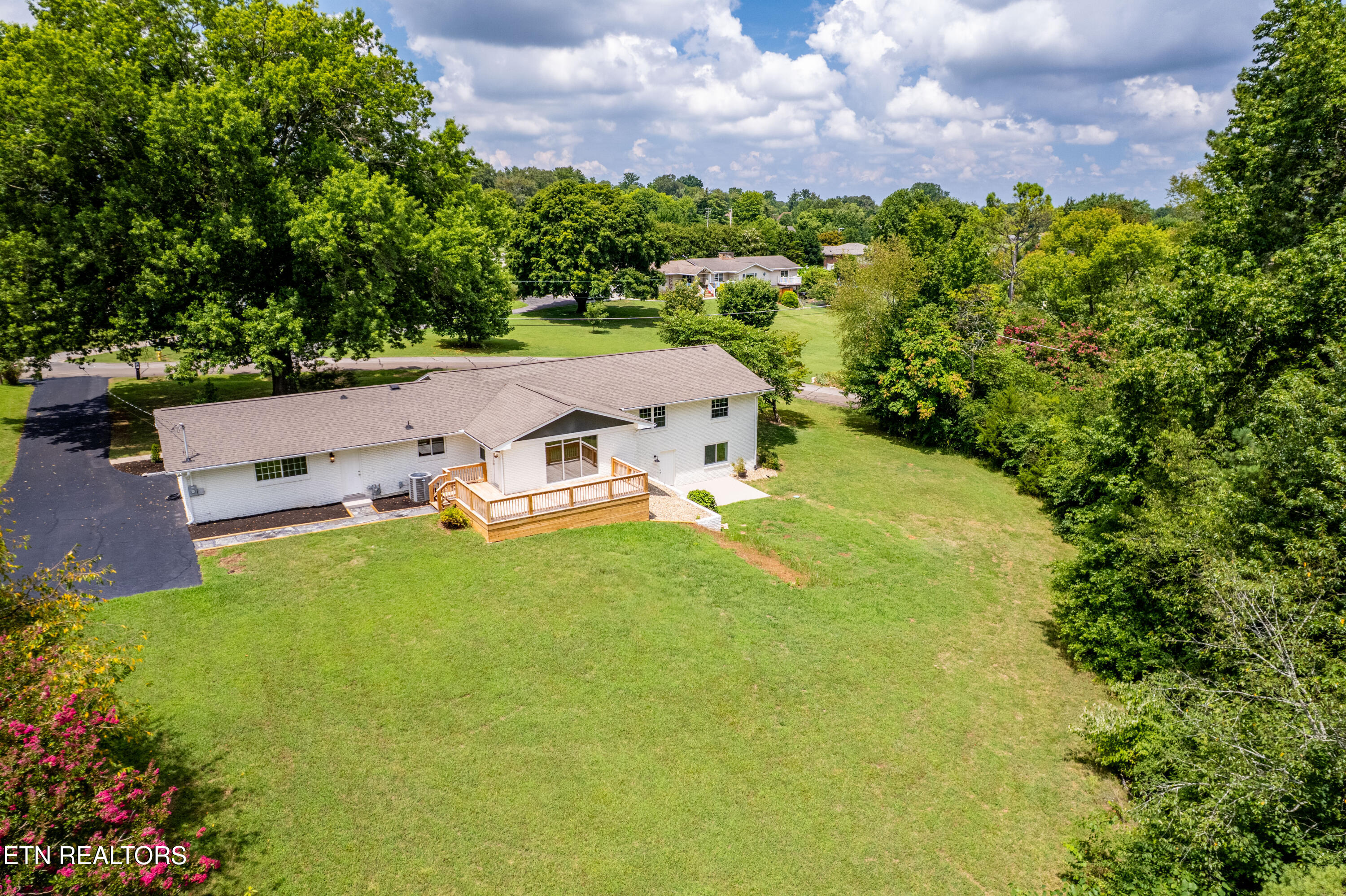 2000 Eastwood Drive