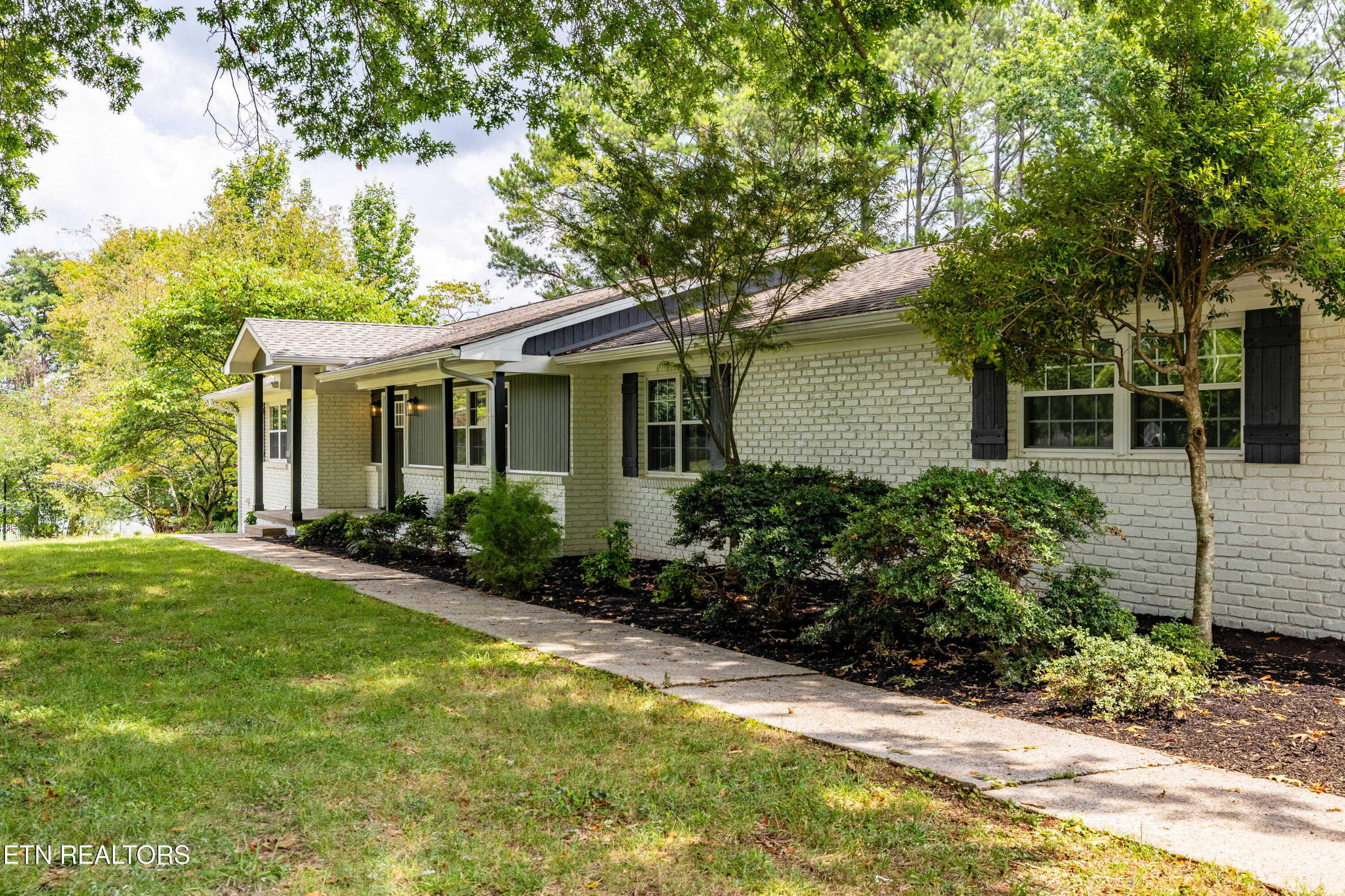 2000 Eastwood Drive
