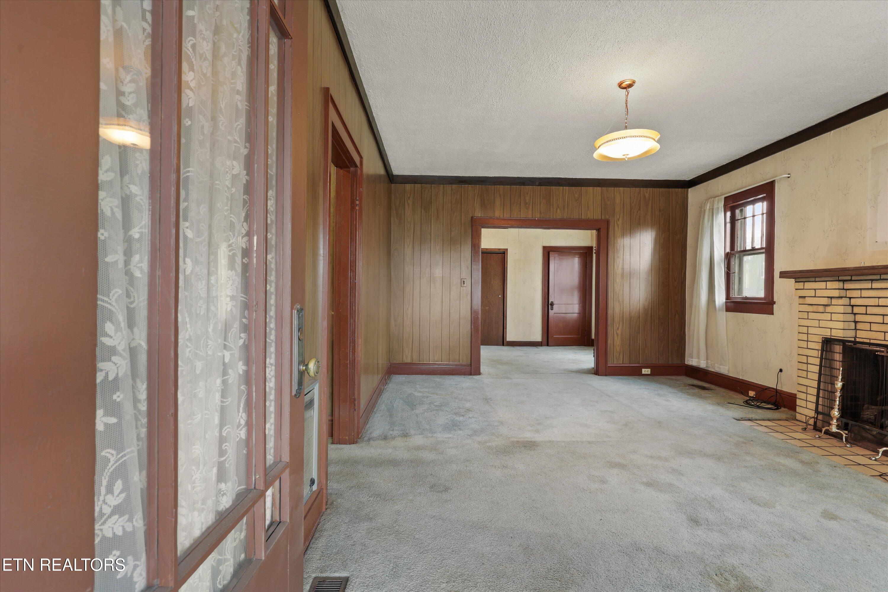 4133 Holston Drive