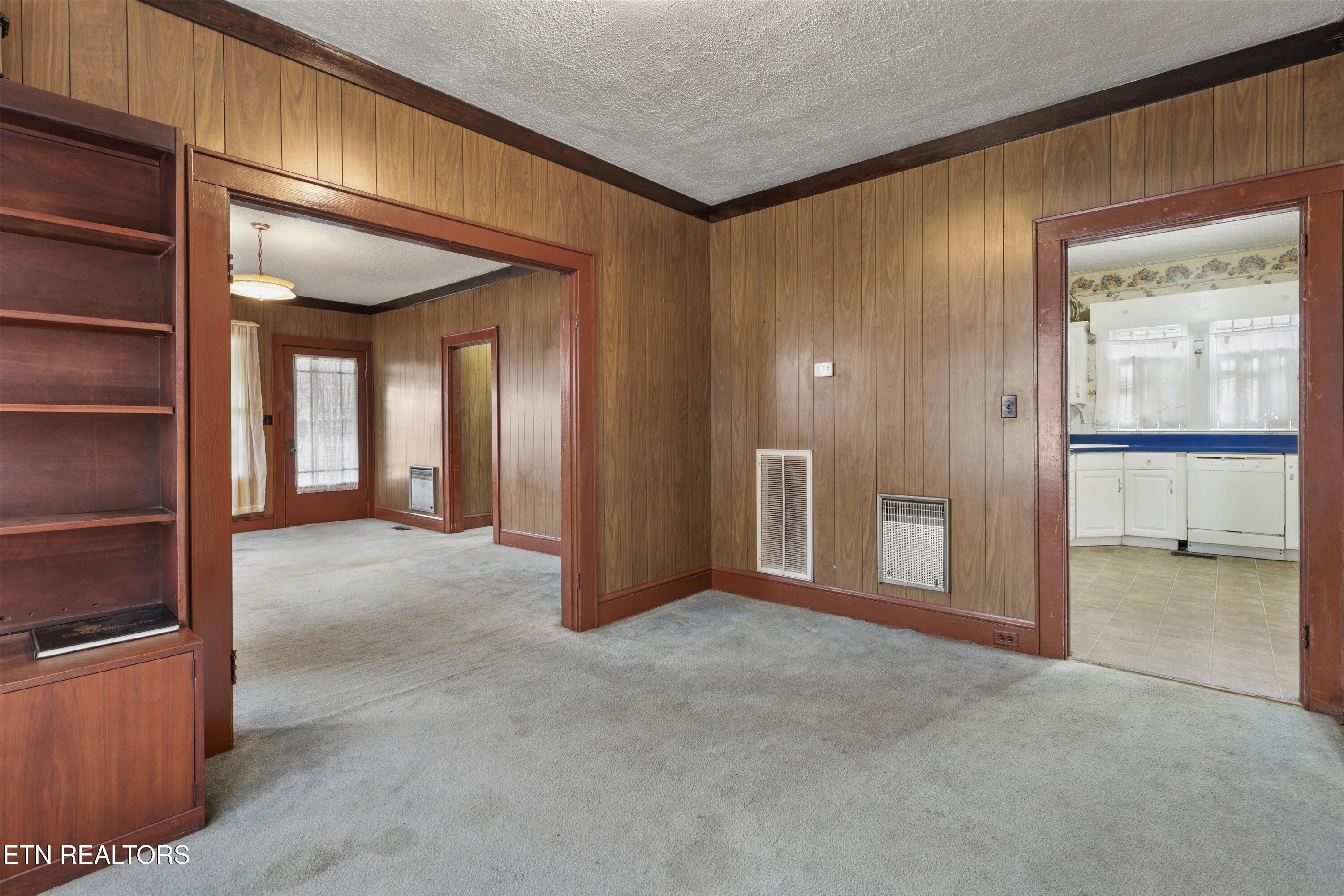 4133 Holston Drive
