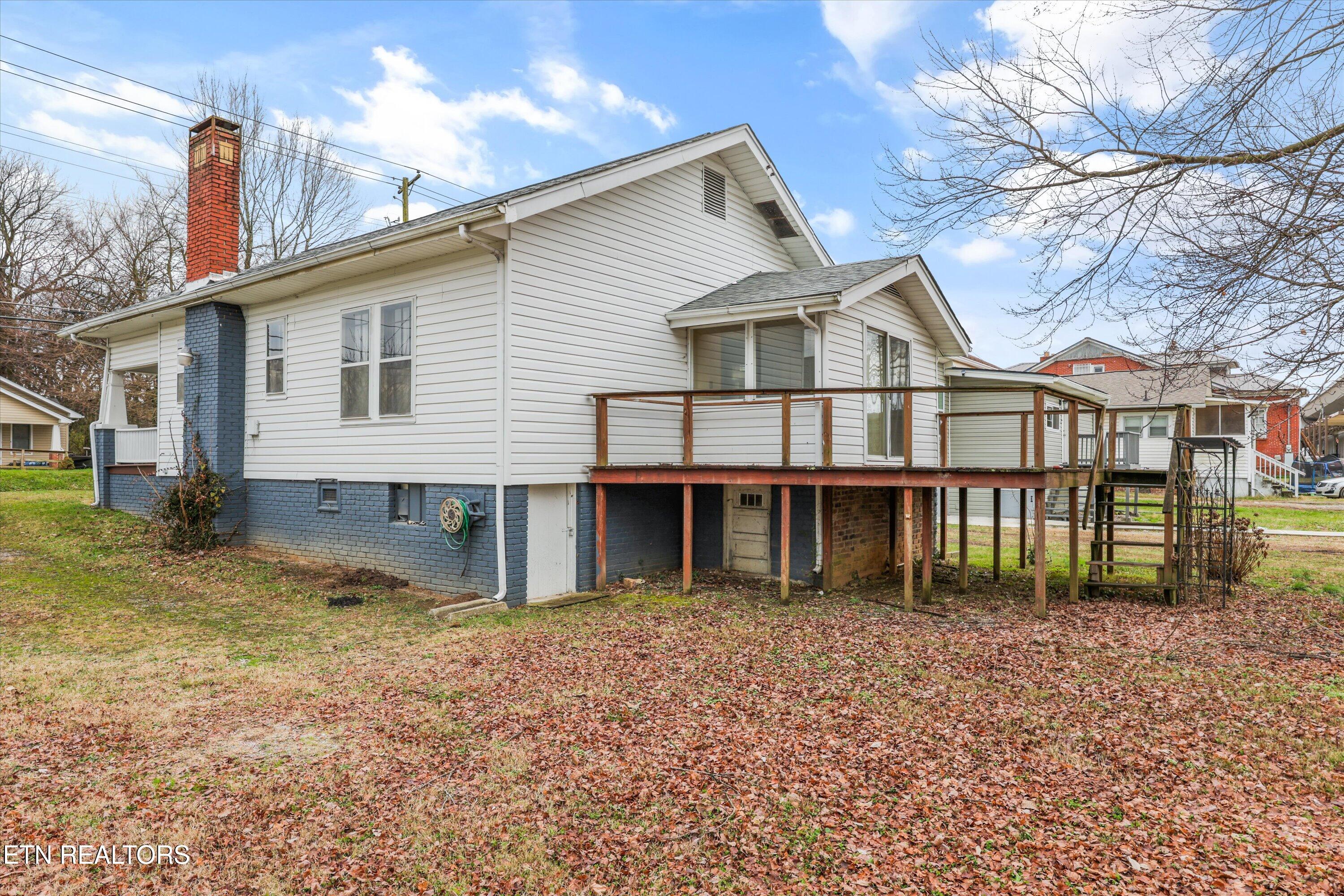 4133 Holston Drive