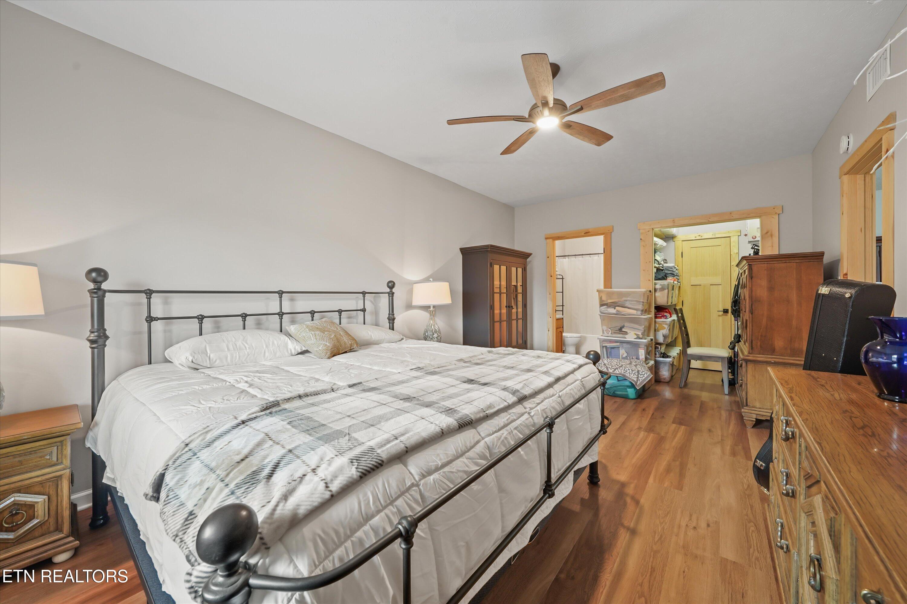 3225 Laurelwood Ave