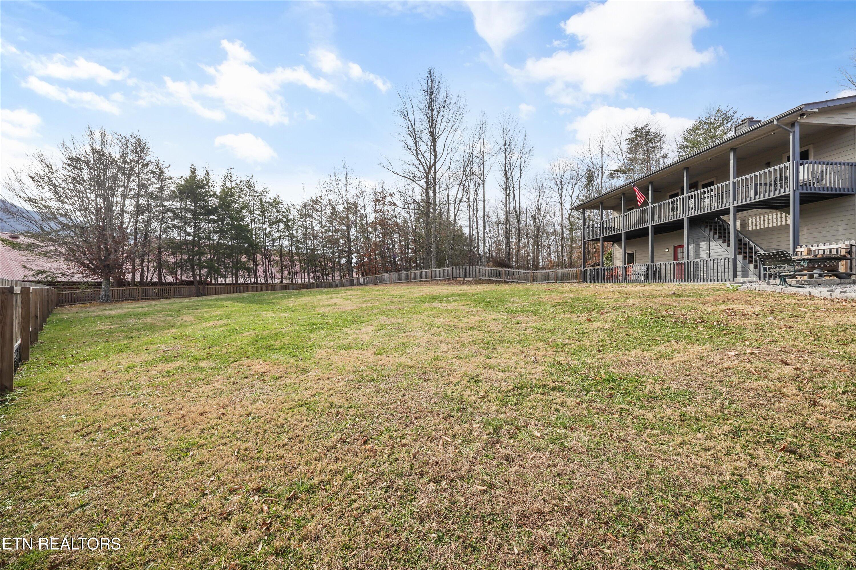 3225 Laurelwood Ave