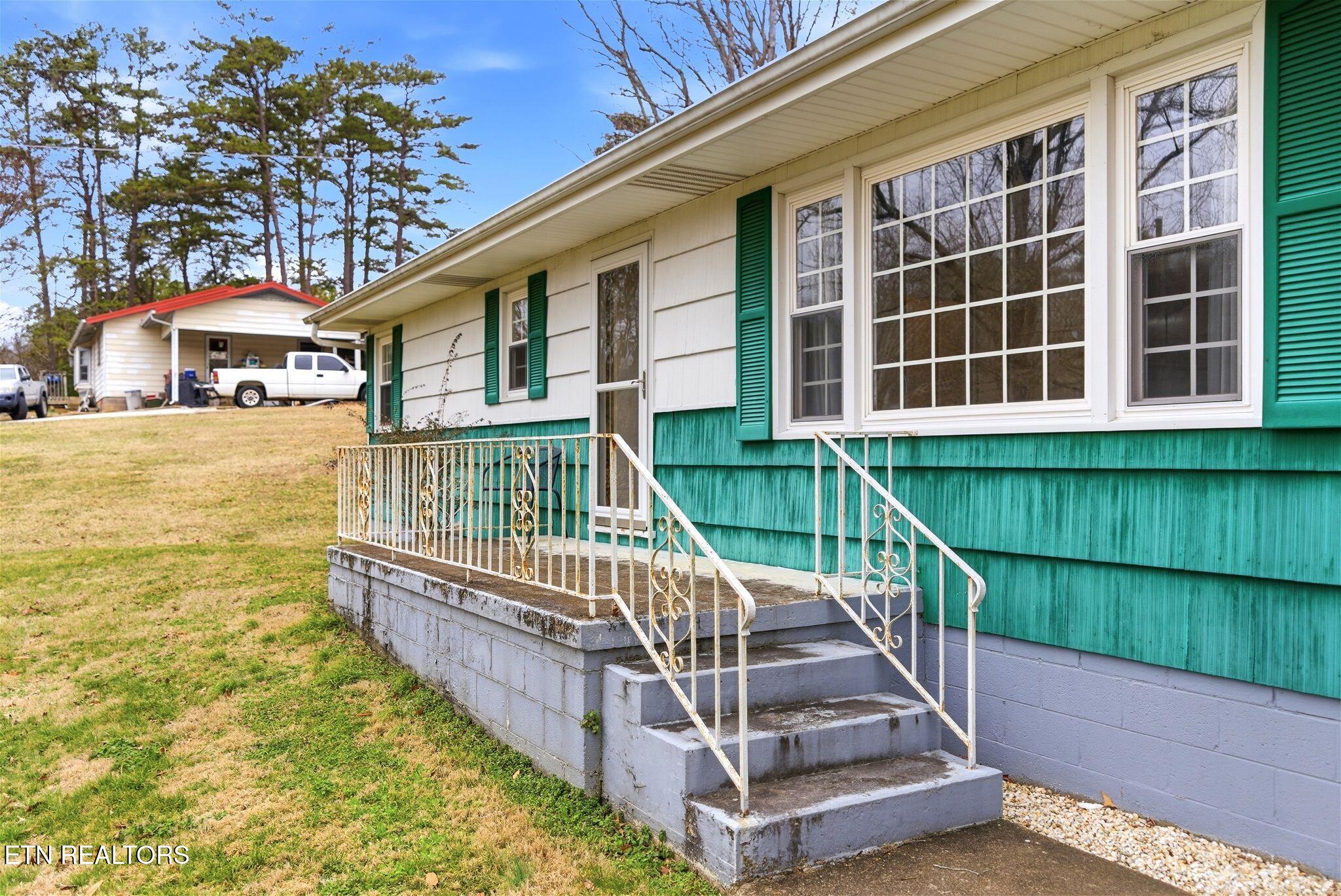8304 Sevierville Pike