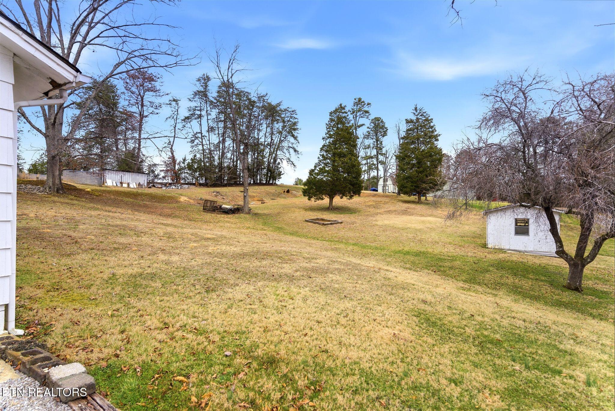 8304 Sevierville Pike