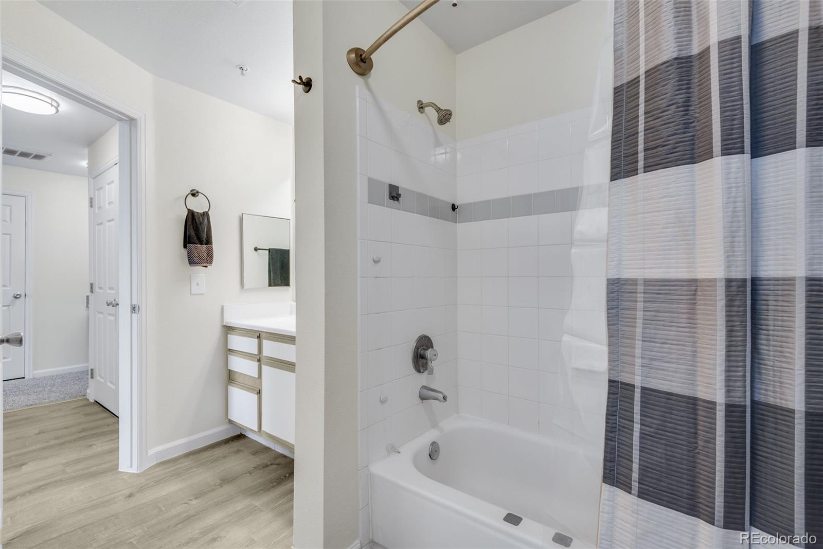 7462 S Quail Circle Unit: 427