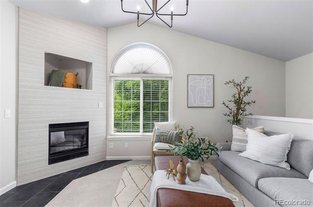 8767 E Dry Creek Road Unit: 1325