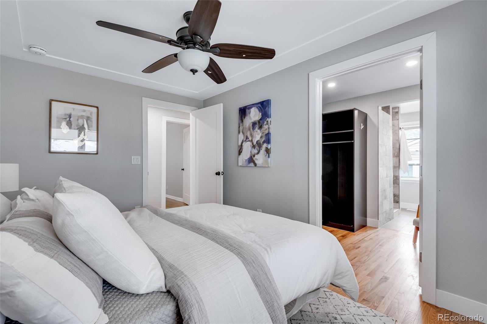 2716 S Irving Street