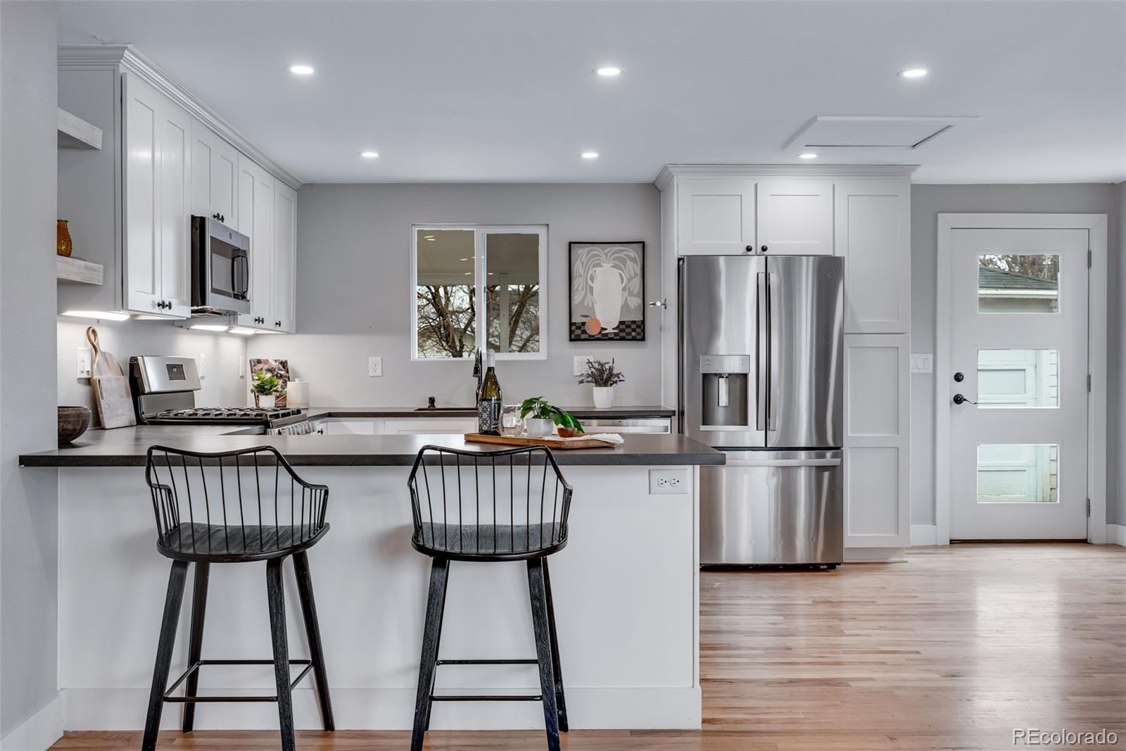 2716 S Irving Street