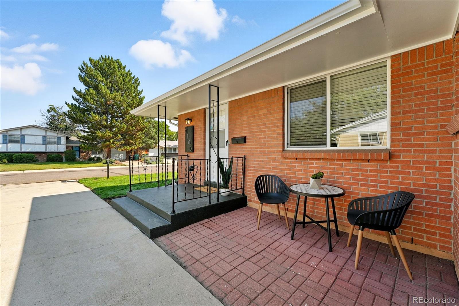 7180 E Wyoming Place