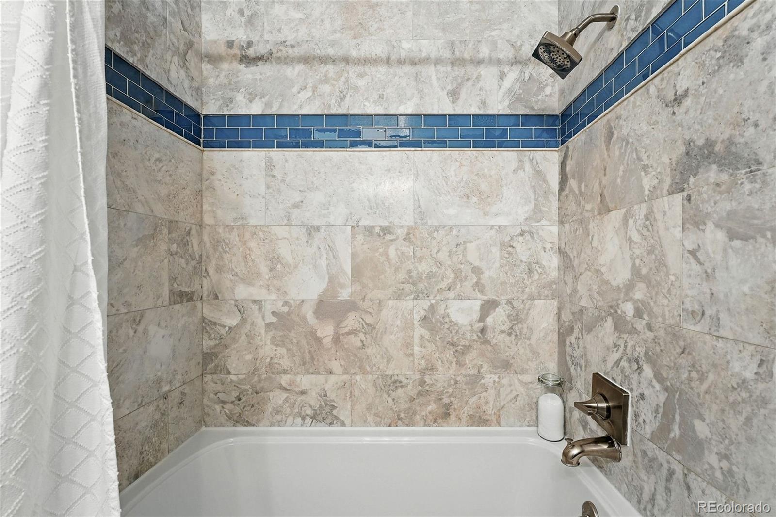 7180 E Wyoming Place