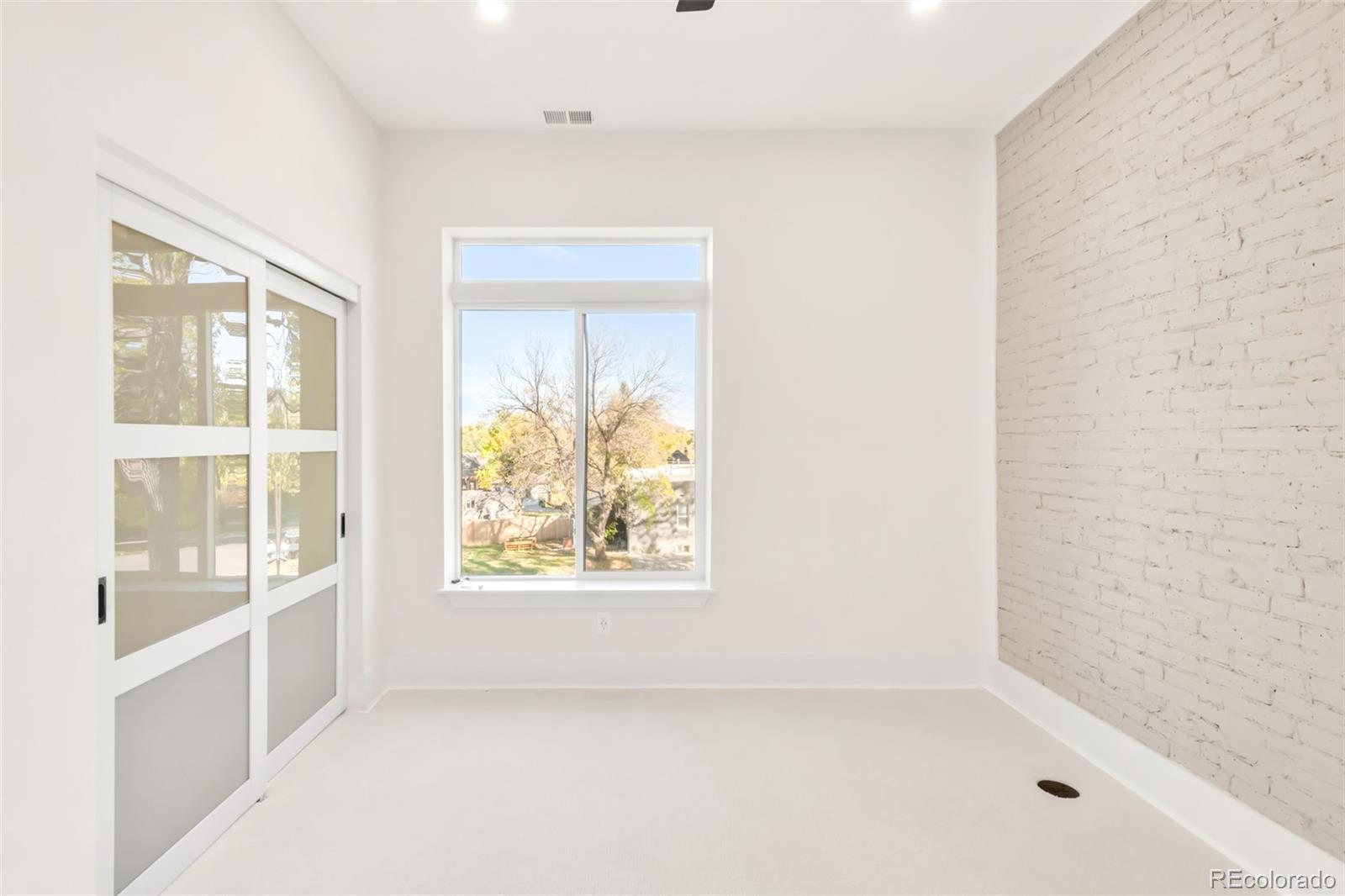 2511 N Gaylord Street