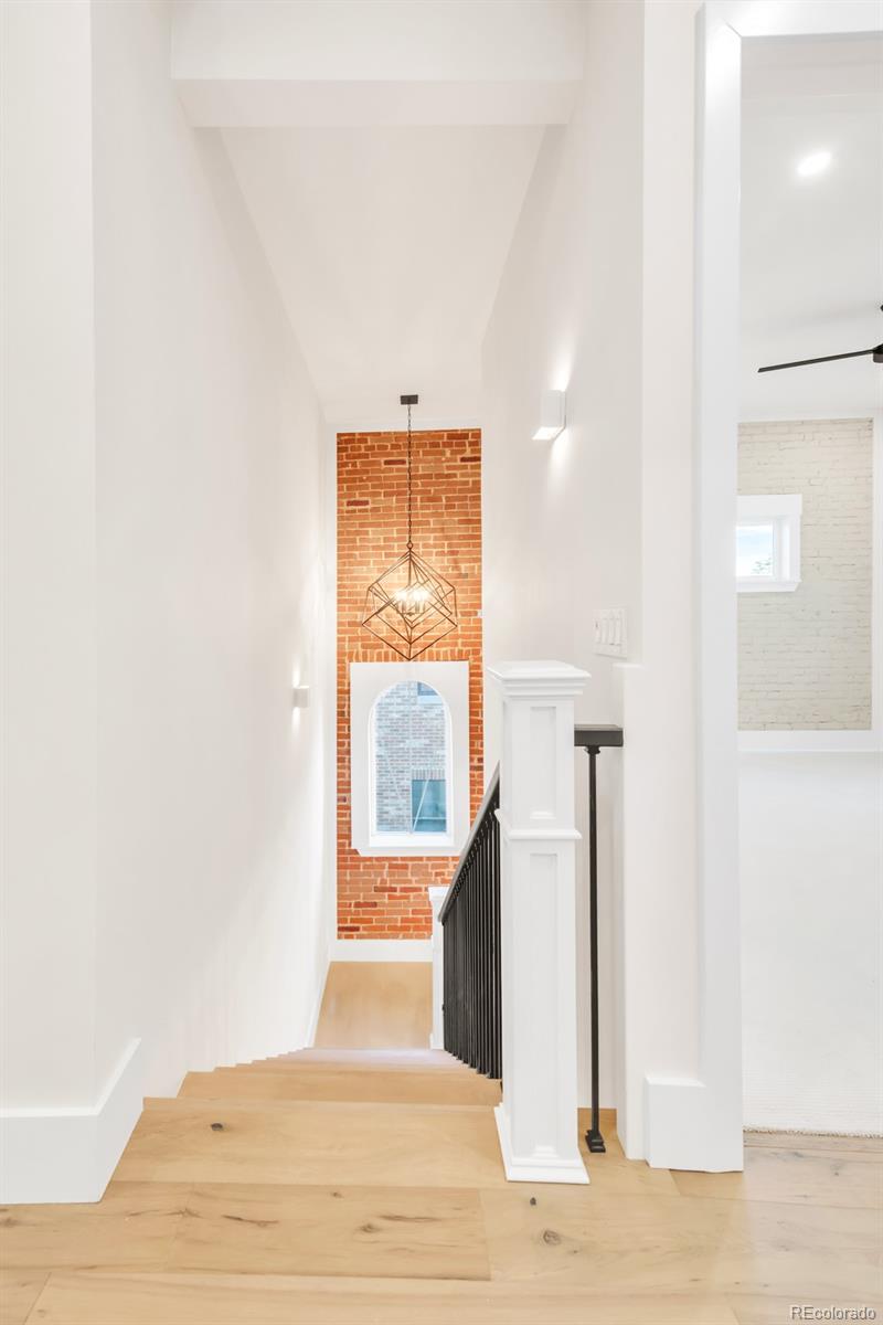 2511 N Gaylord Street