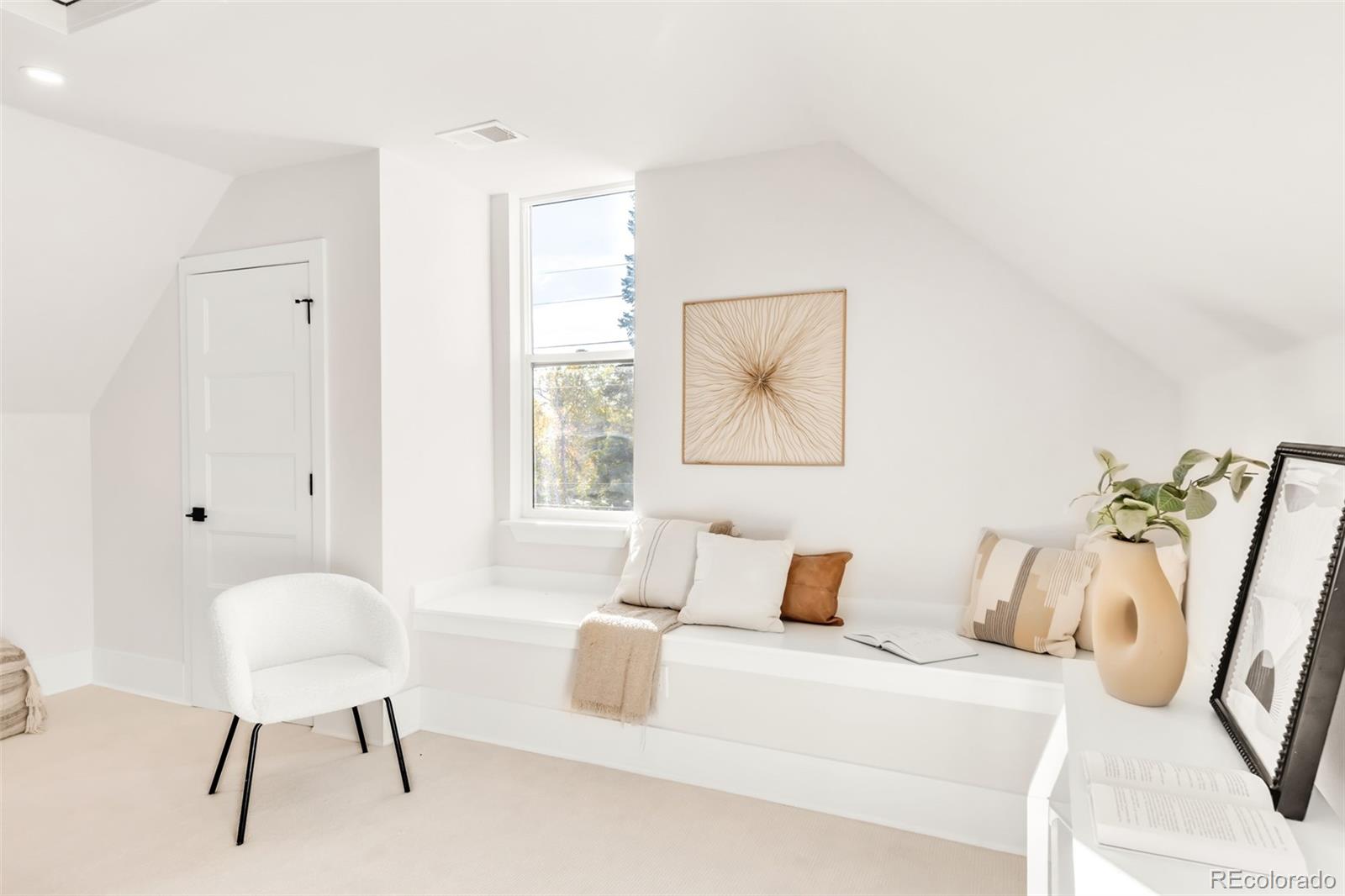 2511 N Gaylord Street