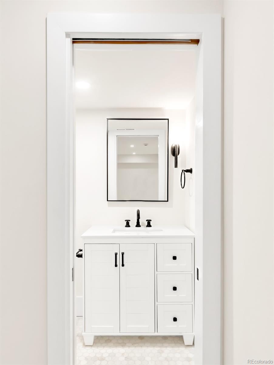 2511 N Gaylord Street