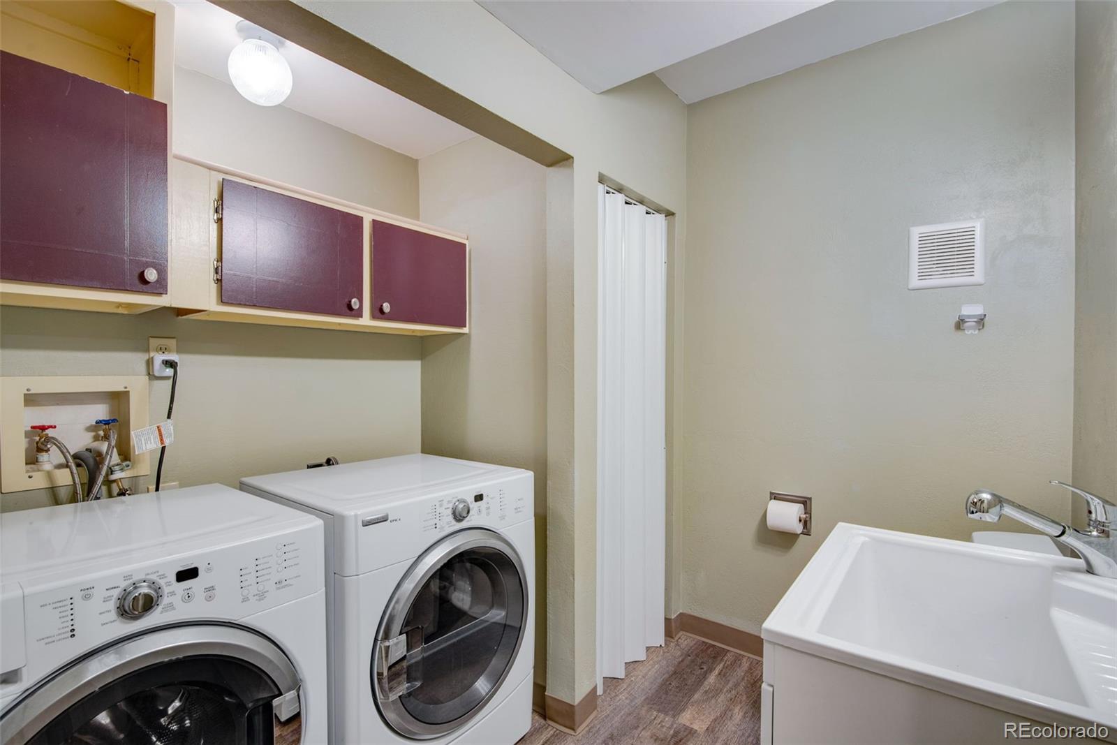 8421 Rabbitbrush Way