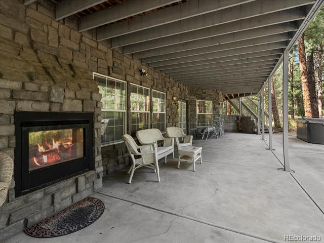 434 S White Tail Drive