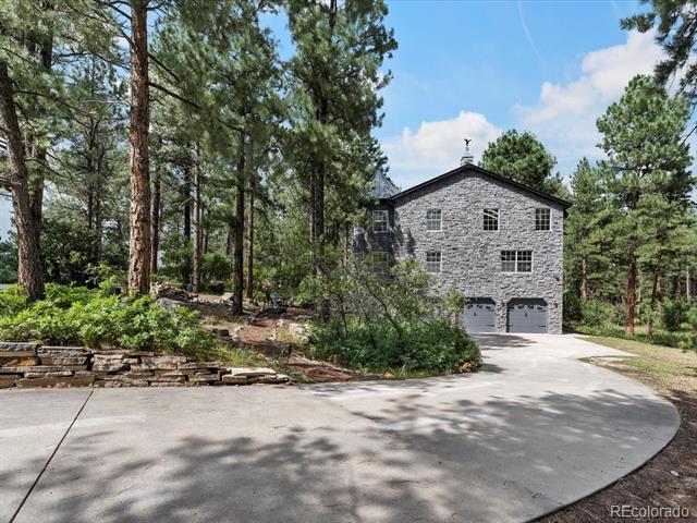 434 S White Tail Drive