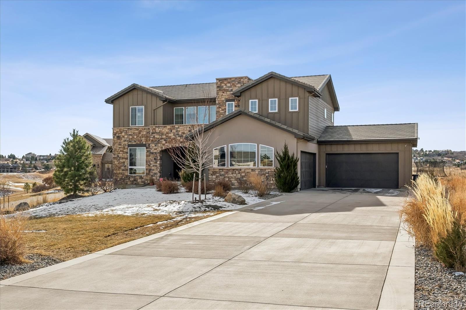 4880 Crescent Moon Place