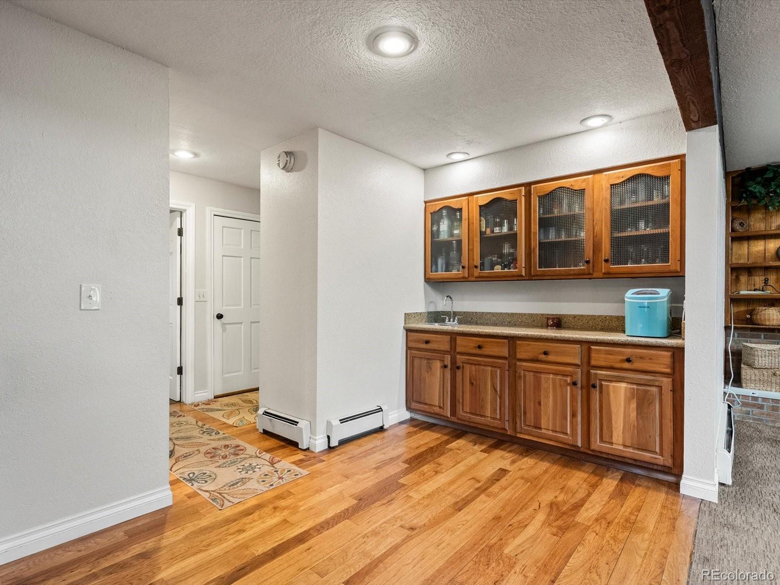 5860 W Atlantic Drive