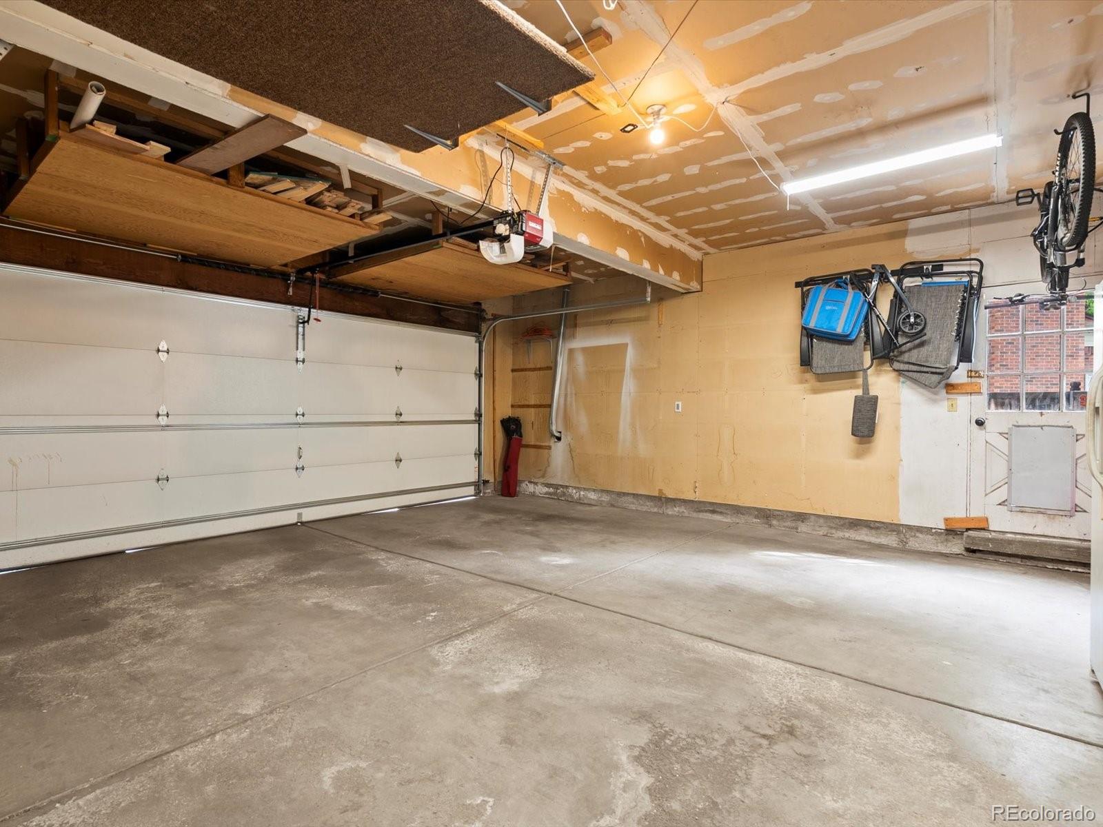 5860 W Atlantic Drive