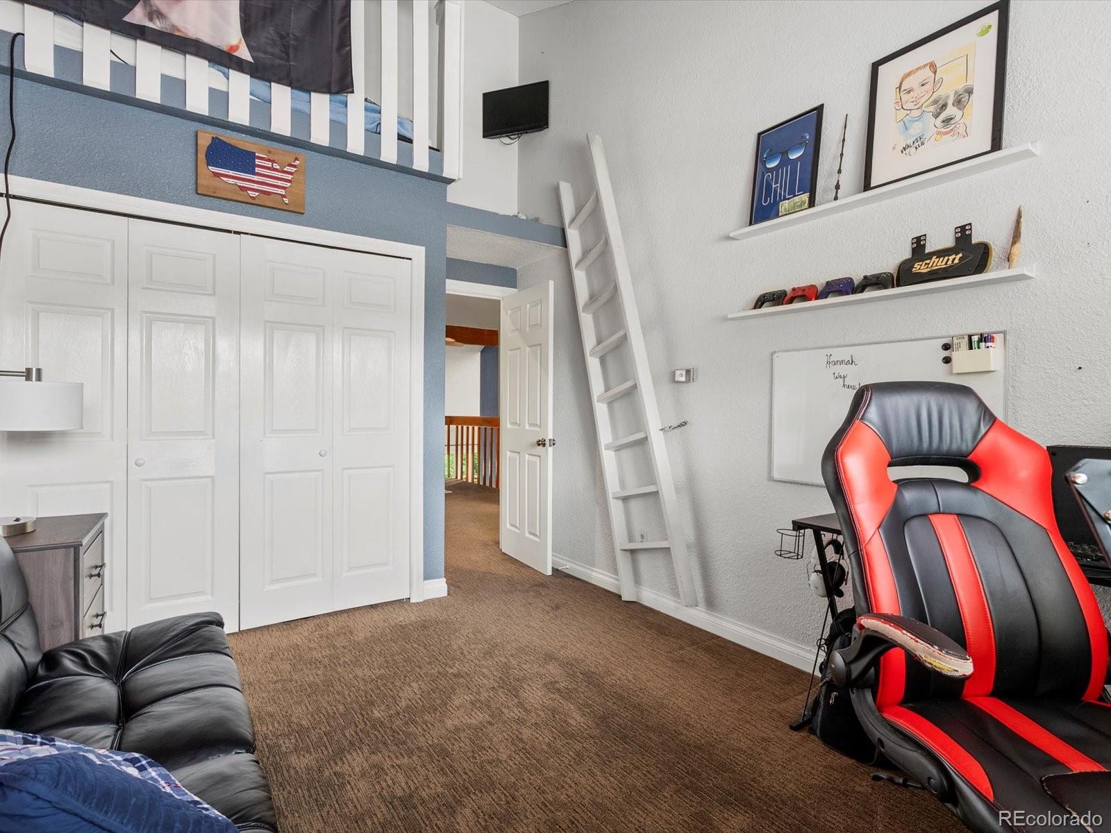 5860 W Atlantic Drive