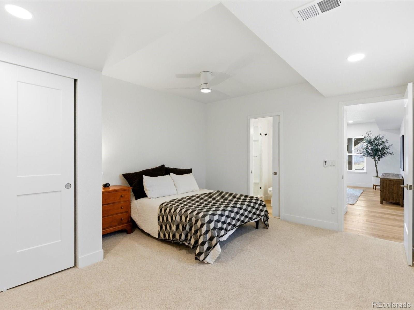 6526 Still Pine Circle