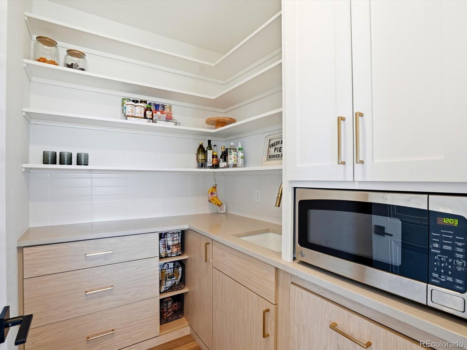 17252 Rose Mallow Avenue