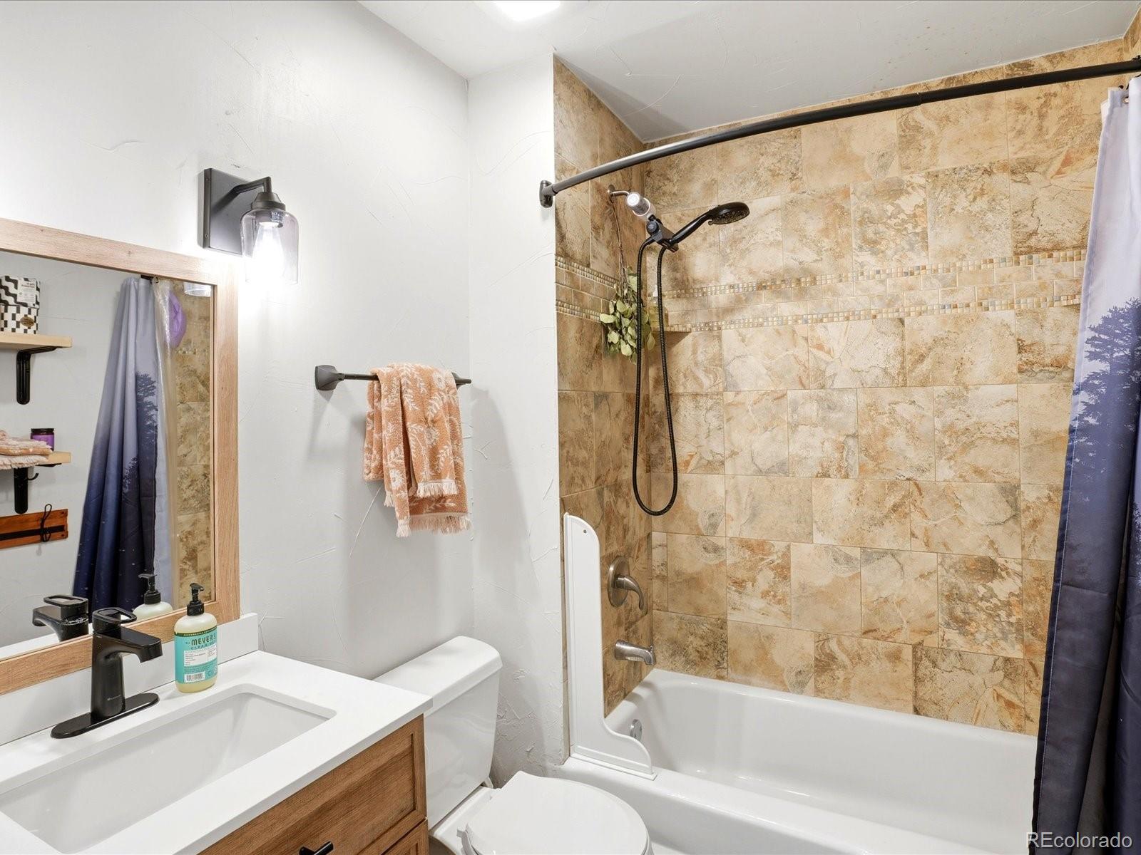 204 Bob Cat Trail