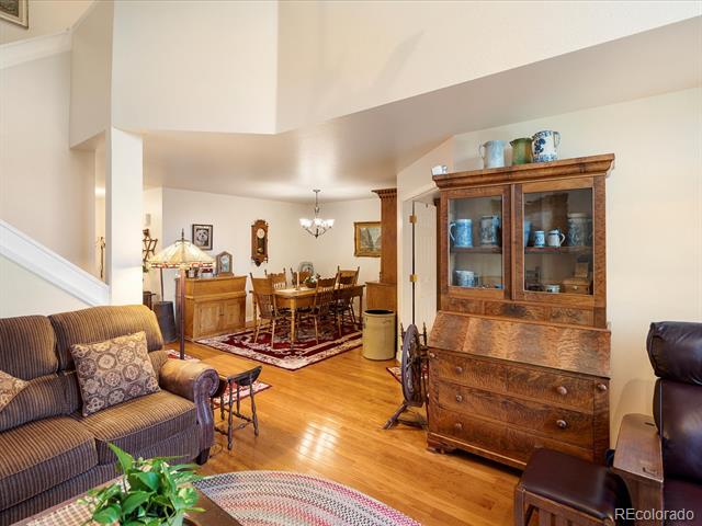 5006 S Nelson Street Unit: B