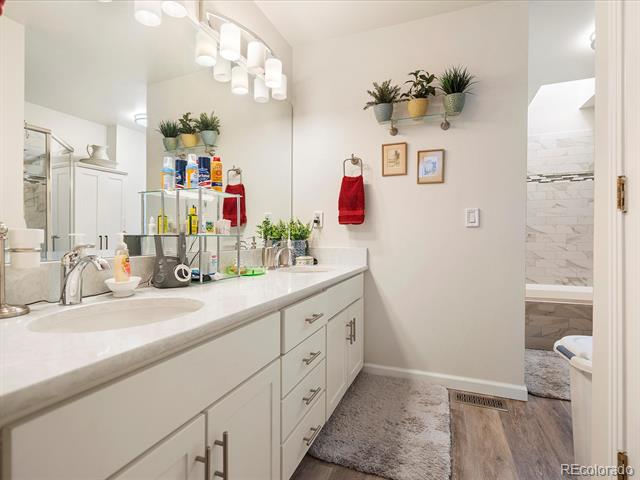 5006 S Nelson Street Unit: B