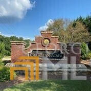 4718 Shady Lake Circle