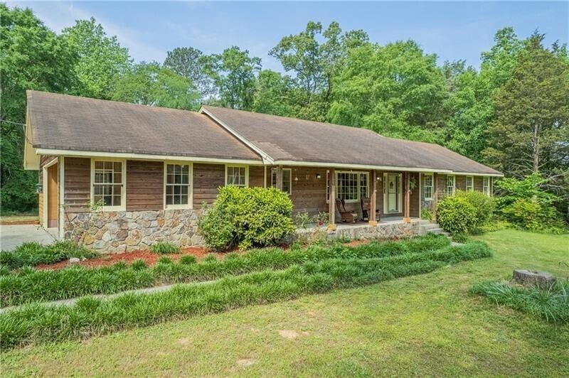 2081 Boar Tusk Road NE