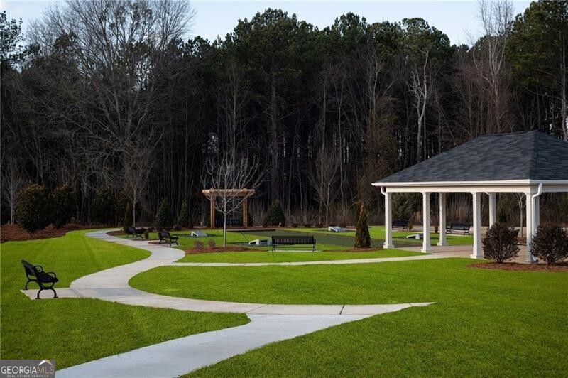 2116 Boxwood Circle SE