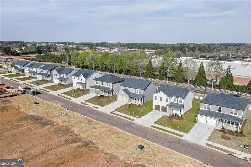 2116 Boxwood Circle SE