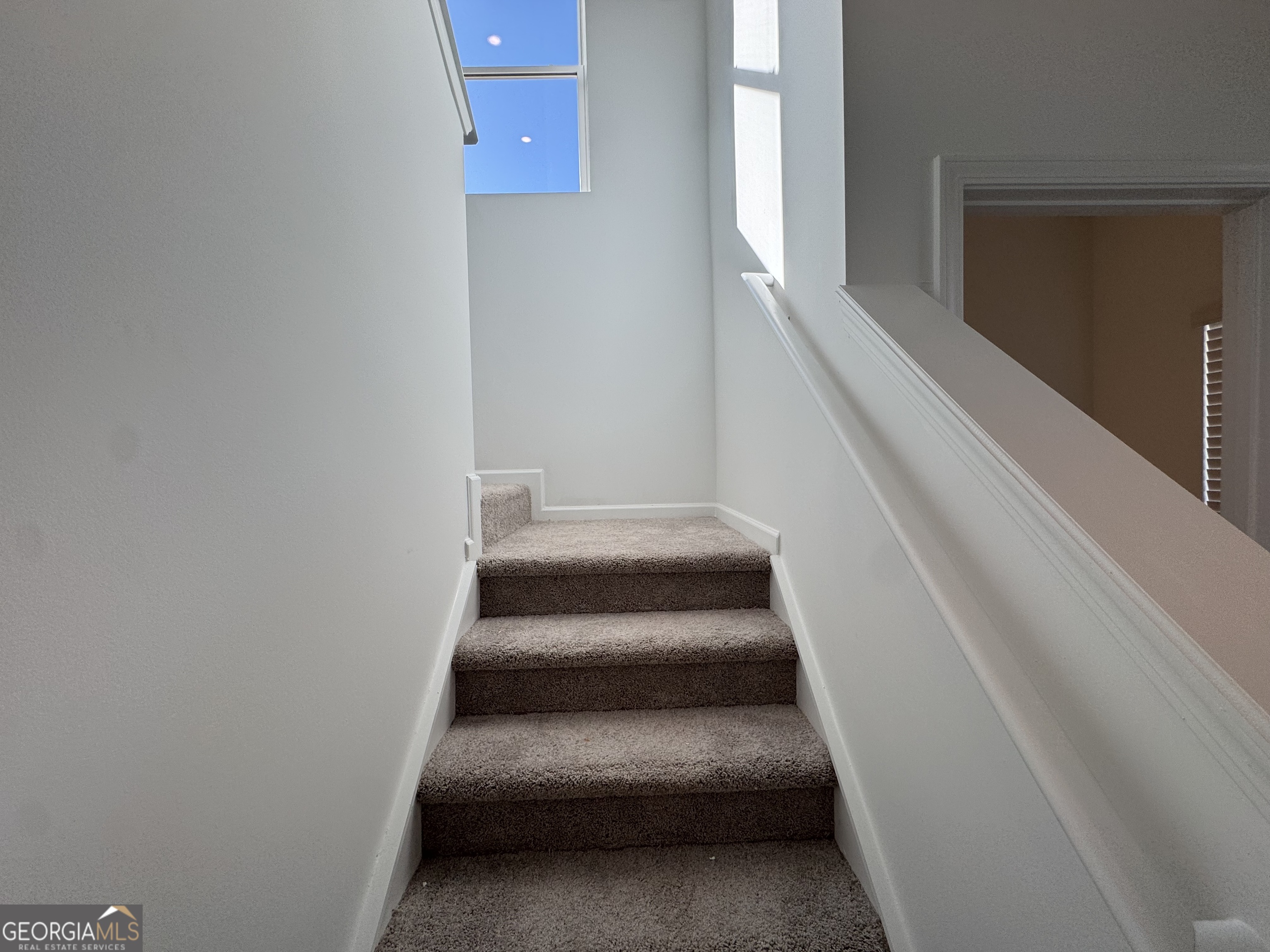 2116 Boxwood Circle SE