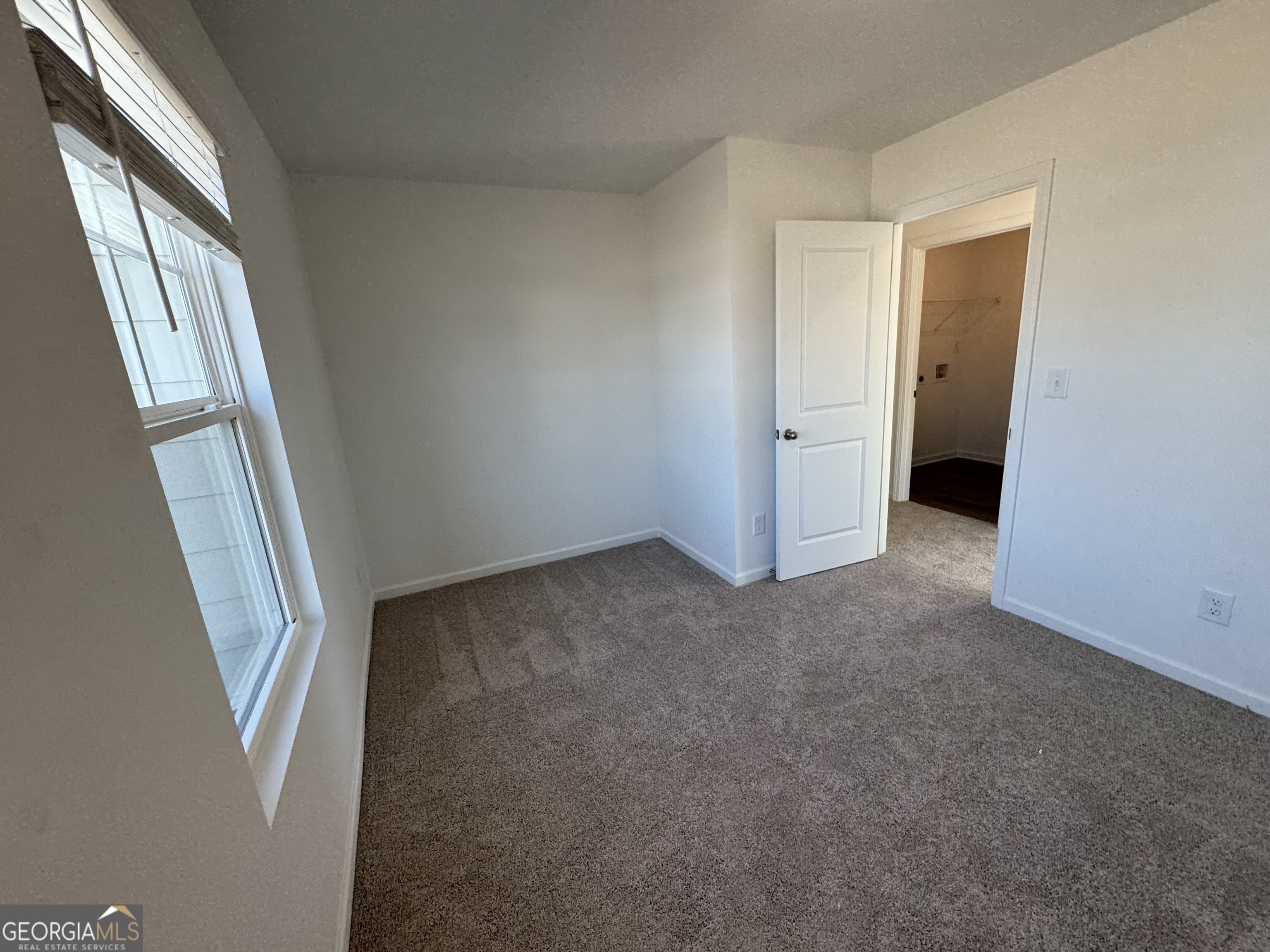 2116 Boxwood Circle SE