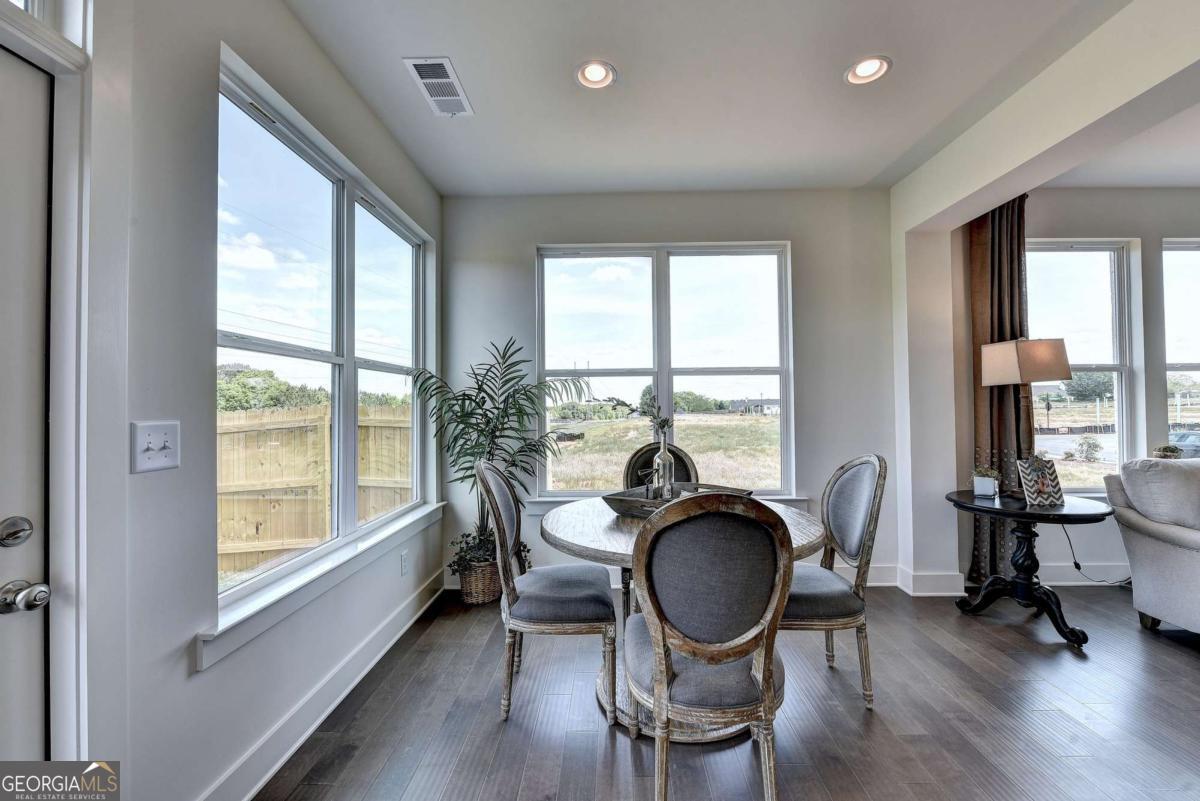 1934 Asher Lane # 060