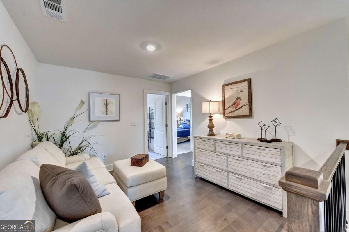 1934 Asher Lane # 060