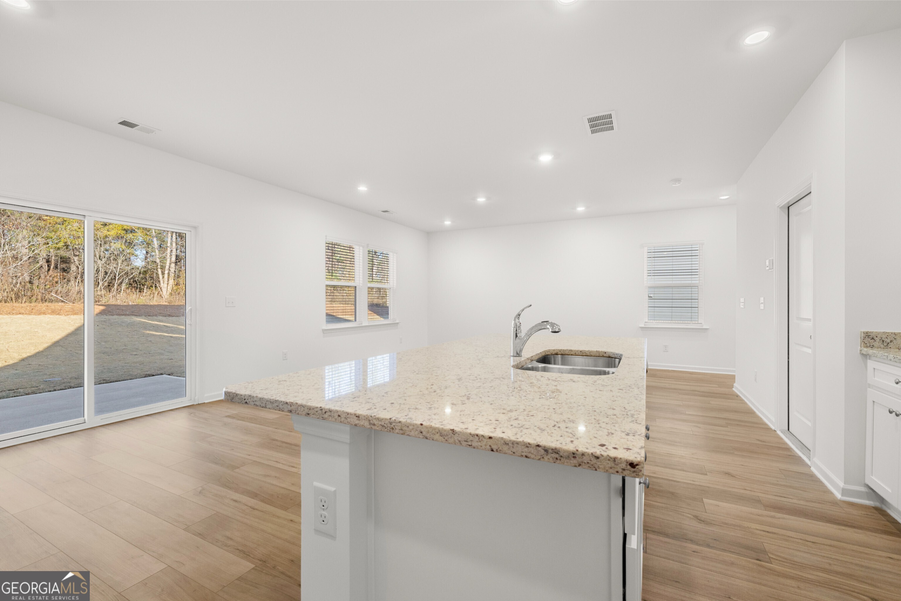 1017 Evergreen Road