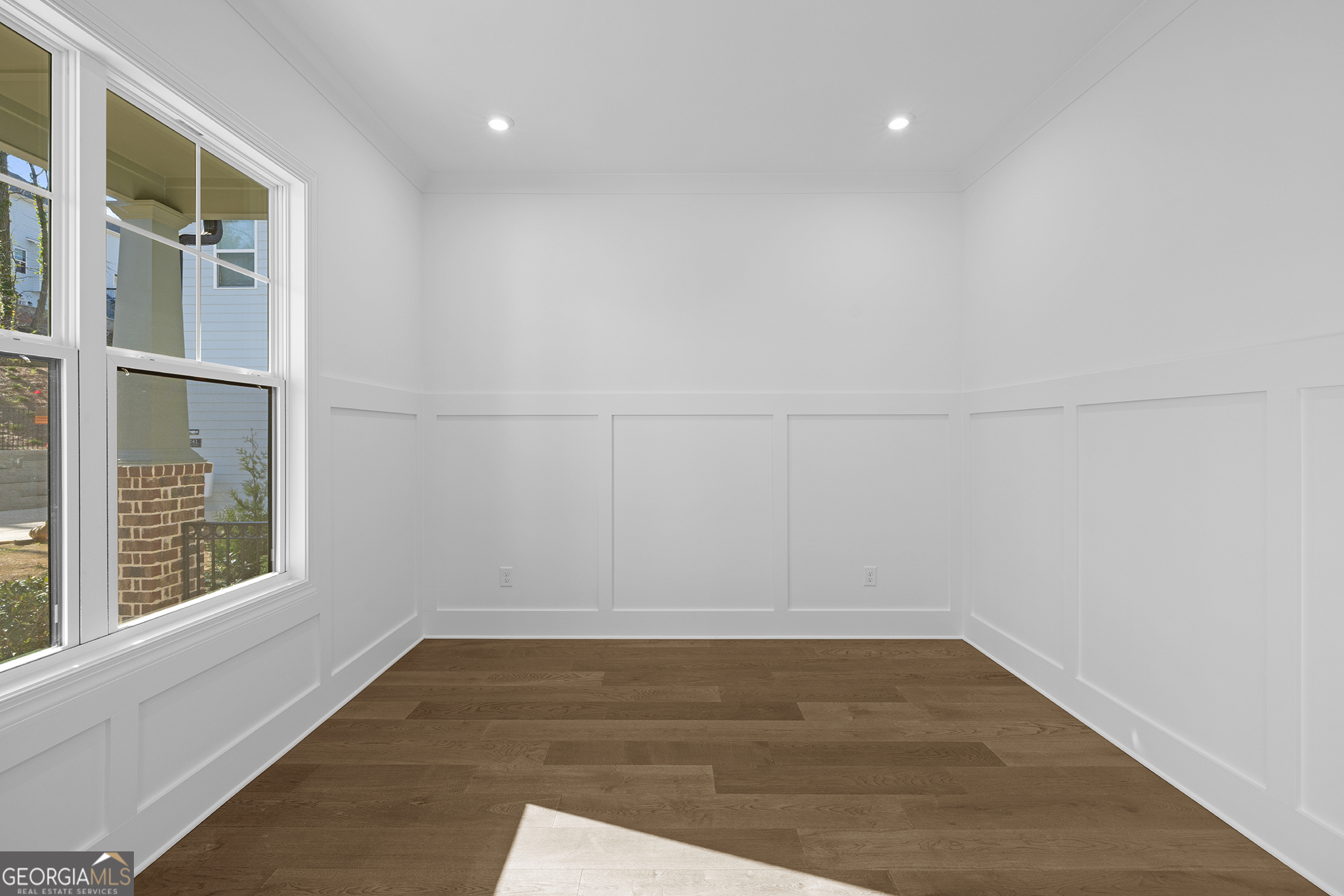 3255 HILLTOP Circle
