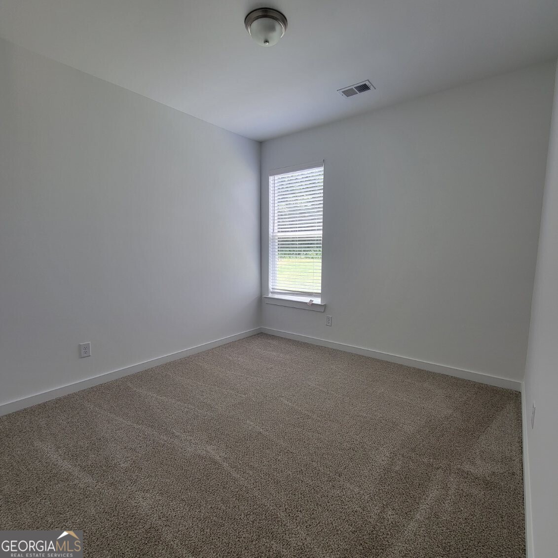 112 Breakwater Way