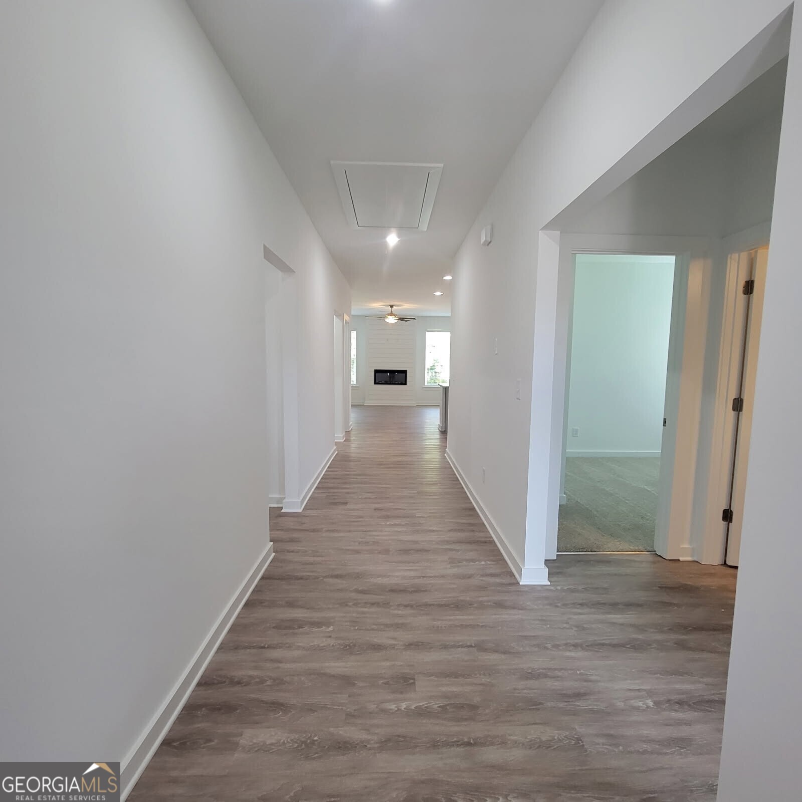 112 Breakwater Way