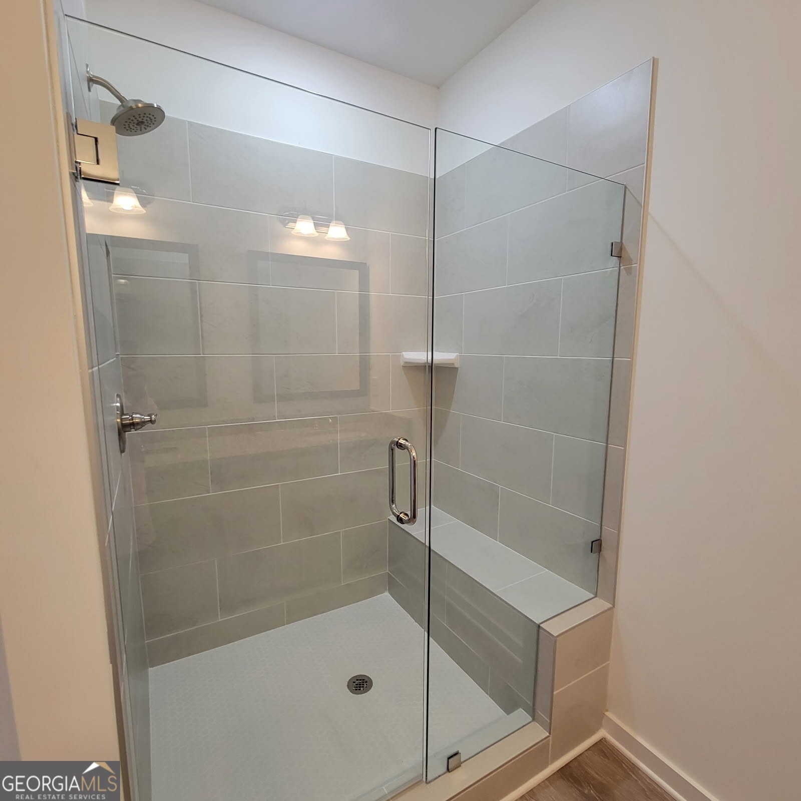 112 Breakwater Way